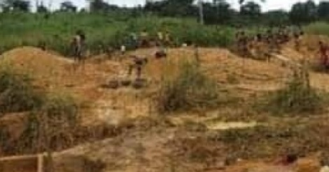 Côte dIvoire Quatre jeunes tués suite à un éboulement de terrain sur un site dorpaillage